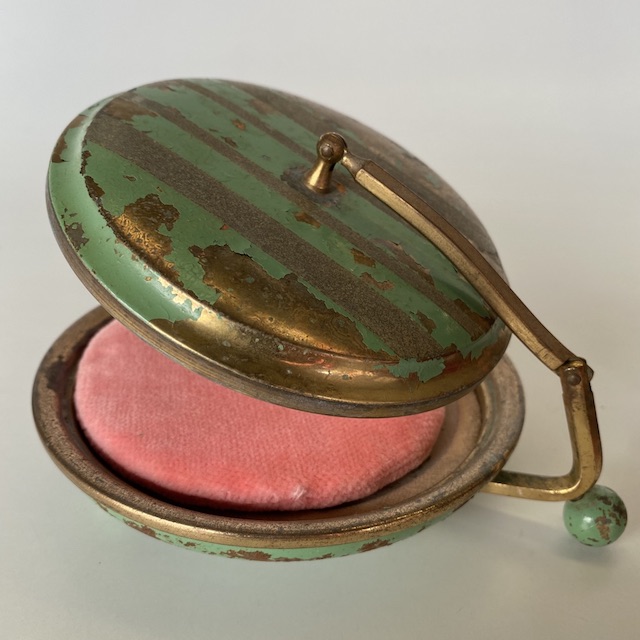 POWDER BOX, Vintage Green Brass